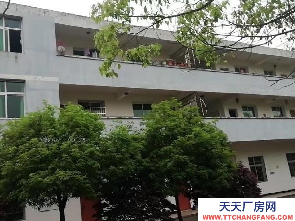 懷化市中方區  位于中方下坪鄉下坪村工業區工業出讓廠房土地出售，兩證齊全