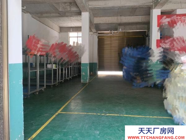 懷化市芷江區倉庫出租 房源地址位置優越，小區安全嚴謹，干凈整潔，周邊設施齊全。