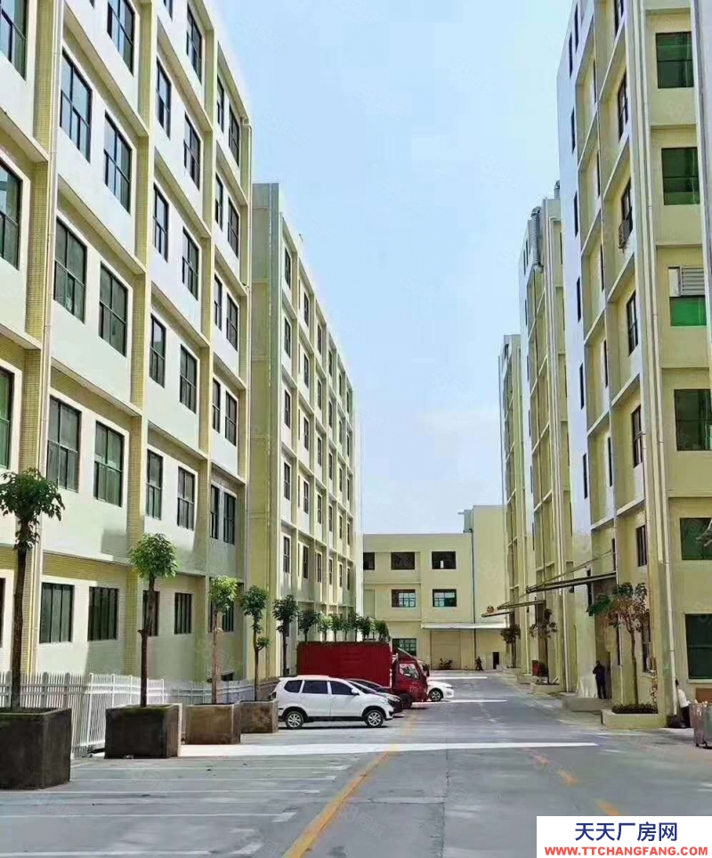 (出租) 惠州龍門原房東工業(yè)園 80萬平方 ，每層兩臺(tái)三頓電梯