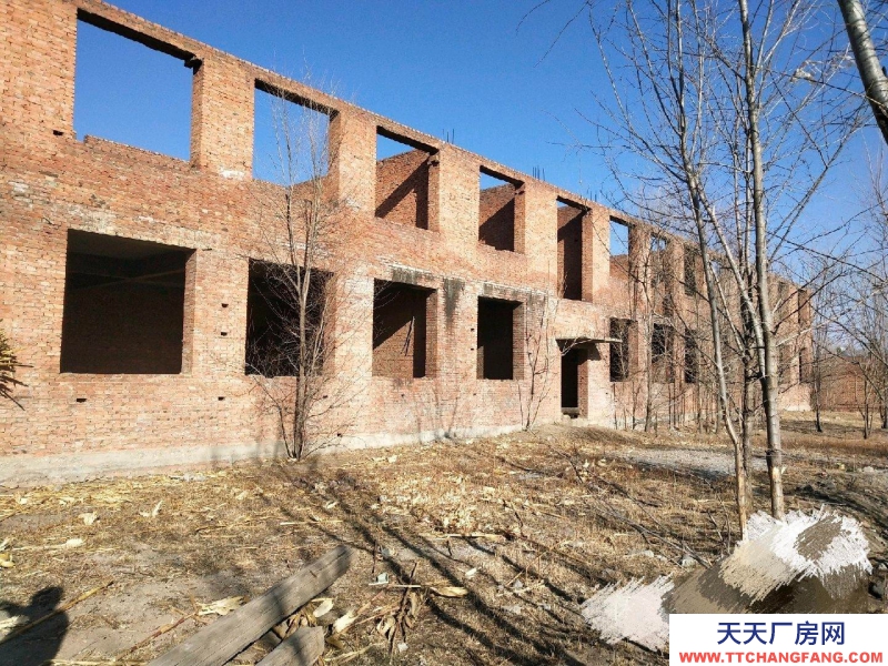 (出租) 大牛堡村大路旁，可用于廠礦，倉儲，加工等