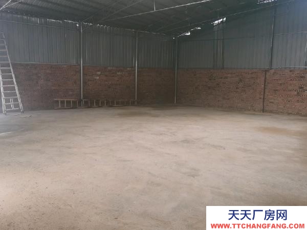 永州市祁陽(yáng)區(qū)廠房出租 四周紅磚砌圍墻，高5米，電動(dòng)卷扎門，