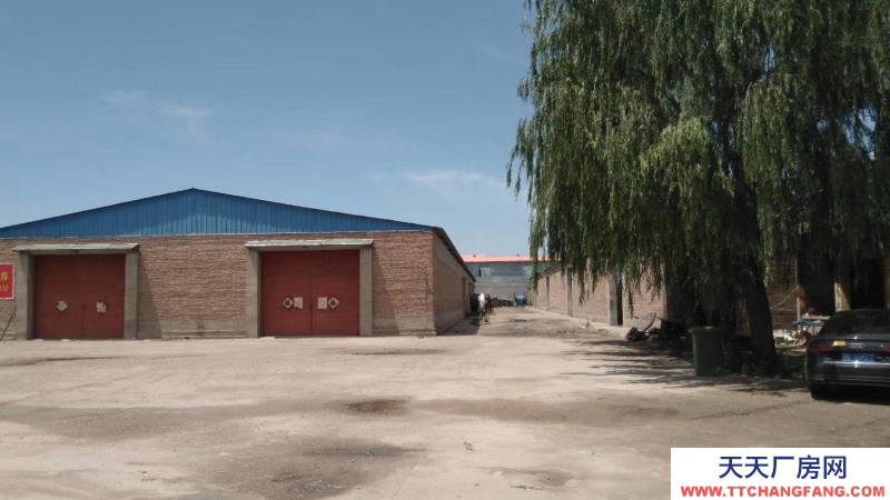 (出租) 廠房，倉庫出租，價格便宜，交通便利