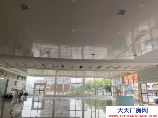 永州市祁陽區物資倉庫 地理位置優越，交通便利，車輛停放方便。