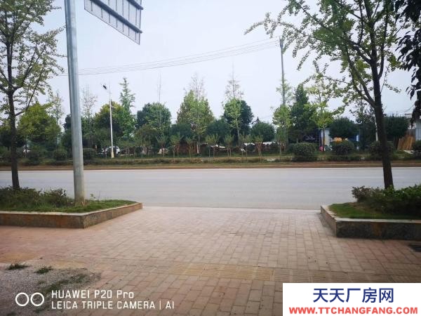 永州市寧遠(yuǎn)腌臘肉制品廠房 地面面積500,5個(gè)門面