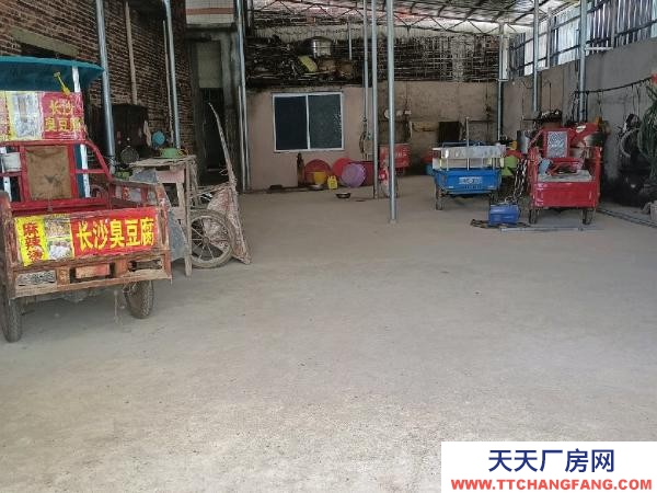 永州市寧遠物資倉庫 有倉庫廠房套房出租，總共四百多個平方，可分租