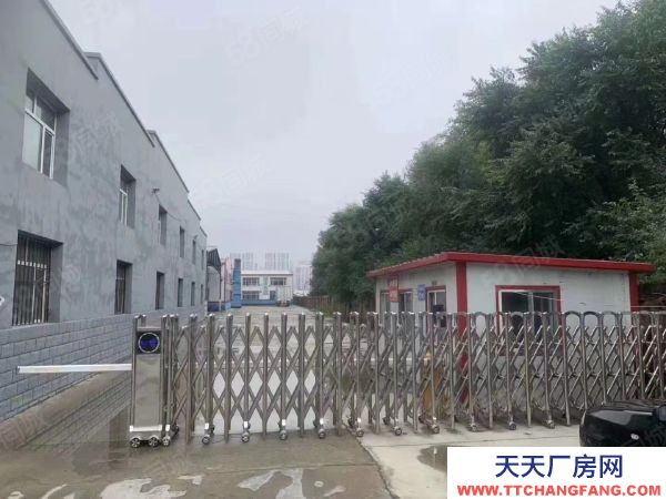 南崗出租香坊區學府東路88號龍運汽配城對面6000平方米倉庫