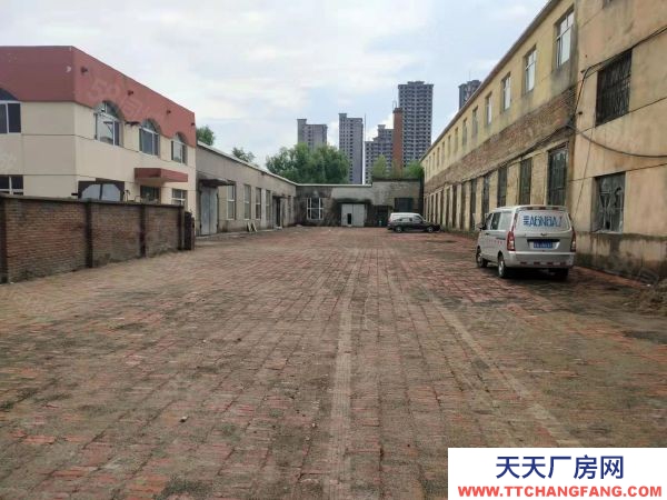 道外先鋒路暖庫庫房出租倉庫招租 交通便利適合各種行業(yè)倉儲(chǔ)