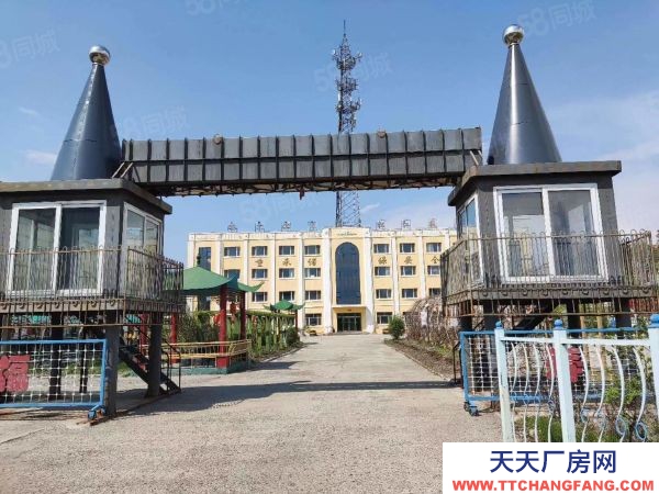 道外民主鎮(zhèn)獨(dú)院速凍制品廠房出租，配套齊全，可分租