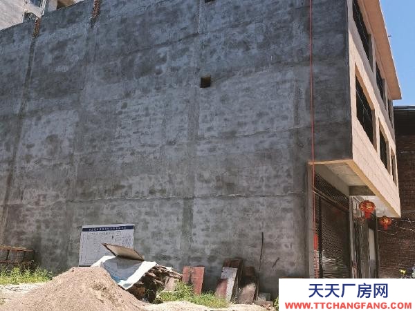 永州市道縣物資倉庫 臨近火車站，出入介可停車。