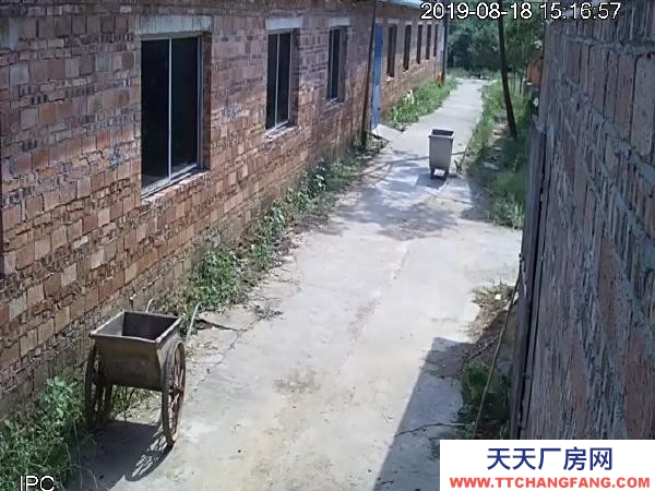 永州市東安蛋白飲料廠房 此廠房路、電、水、網(wǎng)通暢，適合作農(nóng)莊，廠房，倉庫等。