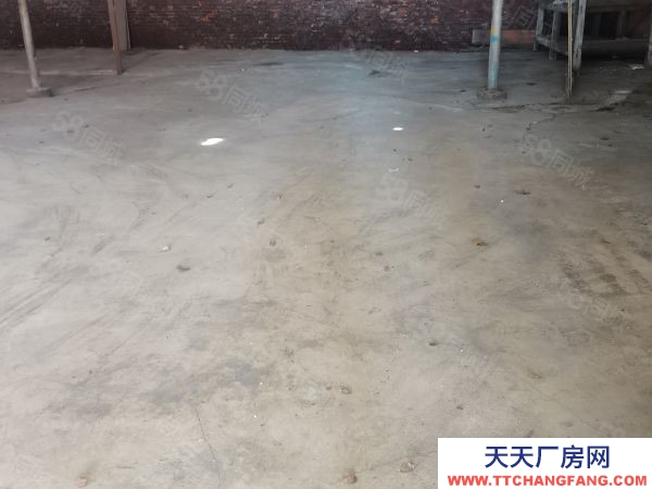 婁底市婁星餅干廠房  清潭學校附近1800平米的獨門獨院倉庫出租