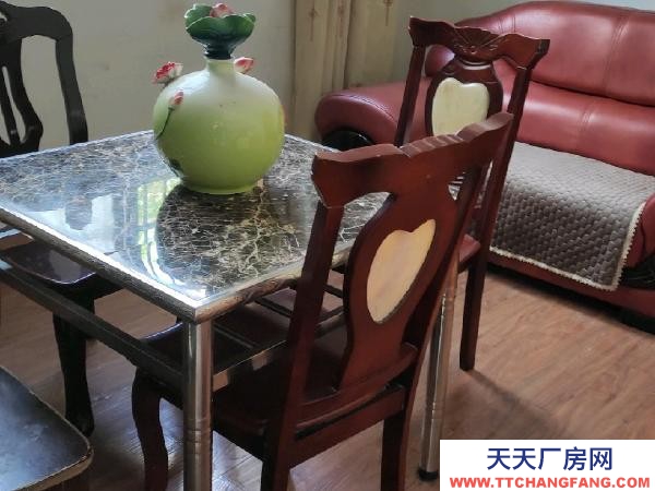 婁底市婁星物資倉庫 現租送二個月，一室一廳出租拎包入住