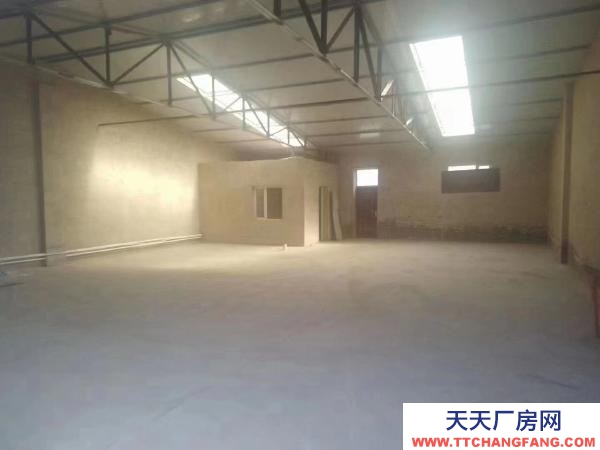 (出租) 新城肉制品倉庫交通便利，大車可進出，有三相電，