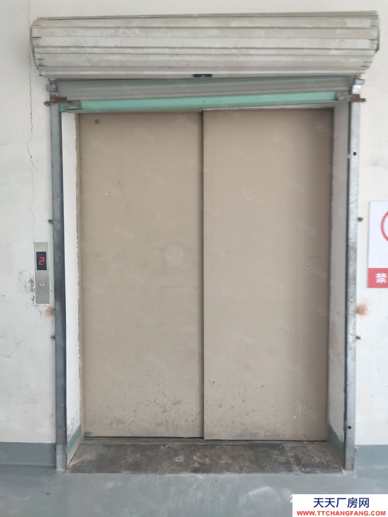 金華市婺城(出租) 羅店標(biāo)準(zhǔn)廠房700平起租，交通方便門口開闊，有貨梯，生產(chǎn)倉儲