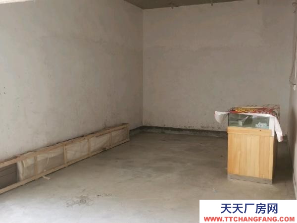 婁底市新化物資倉庫 東方城市廣場附近車庫