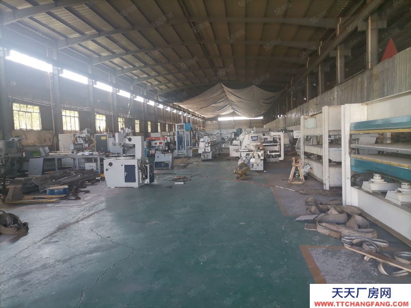 金華市婺城(出租) 層高十二米帶行車適合倉庫進出方便