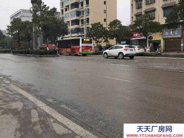 婁底市冷水江物資倉庫  交通方便，安保完善，精裝修，可做辦公室和居住