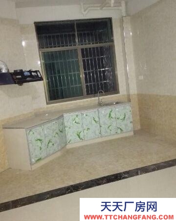 婁底市雙峰物資倉庫 四門面出租（廠房倉庫）