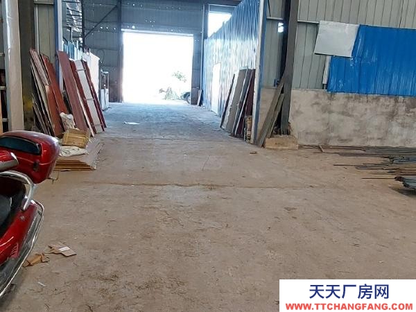 婁底市漣源機加工廠房  漣源市楊市鎮(zhèn)高速收費站斜對面，價格面談