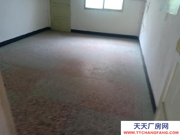 婁底市漣源物資倉庫 人民路旁邊，交通方便，價格實惠，可以辦公，可以做倉庫廠房