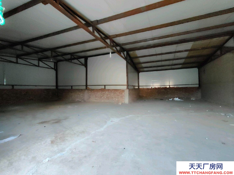 (出租) 有三相電可做廠房，可進大車。