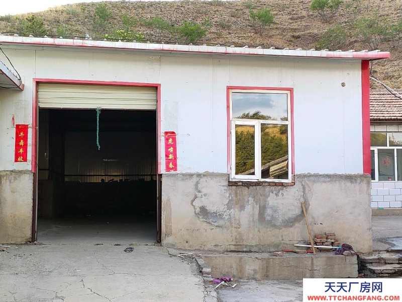 (出租) 有三相電可做廠房，可進大車。