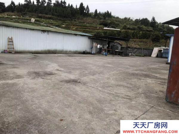 湘西市吉首機加工廠房 廠房露天空地出租,無搭棚,面積500-700平