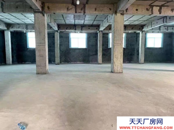 湘西市吉首調(diào)味料廠房  出租吉首城區(qū)民營(yíng)小區(qū)背后 高架橋下100米