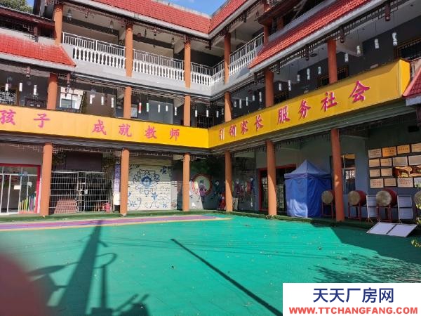 湘西市吉首物資倉庫 公家單位的房子，帶院子停車場，可以從事很多行業