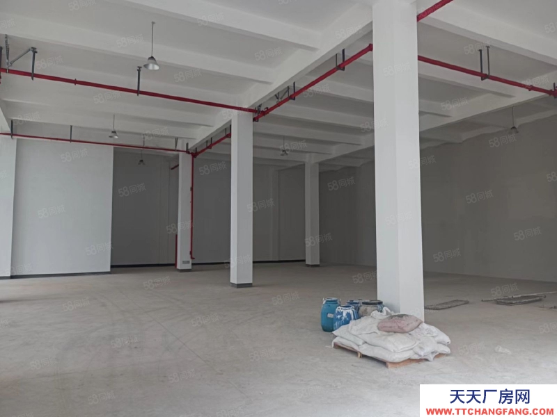 金華市金東(出售) 現(xiàn)房,現(xiàn)房三層半帶露臺(tái),價(jià)格便宜 買了就能搬進(jìn)去。余量不多機(jī)械制造