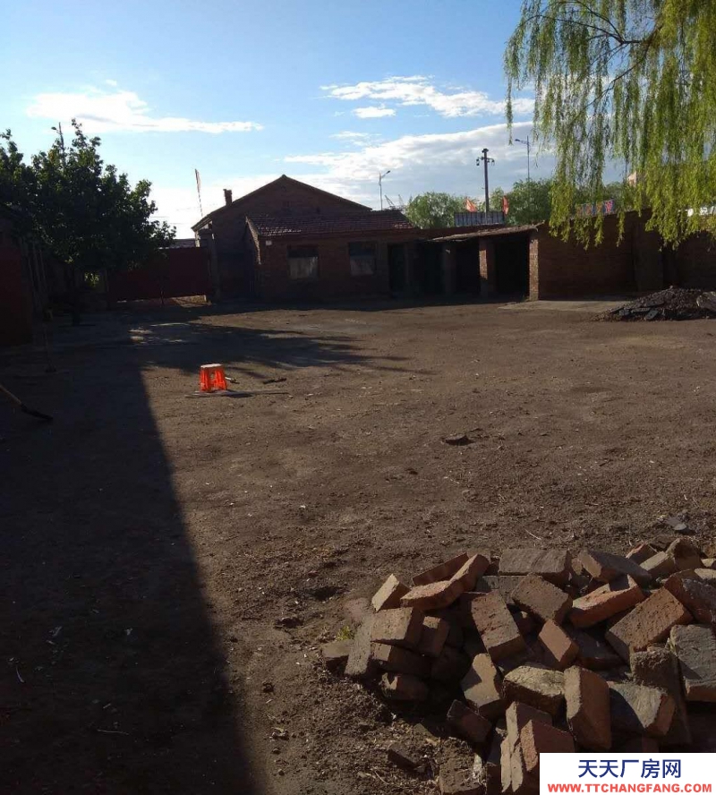 張家口 宣化 蛋白飲料廠(chǎng)房(出租) 大院出租,交通便利,需要的聯(lián)系