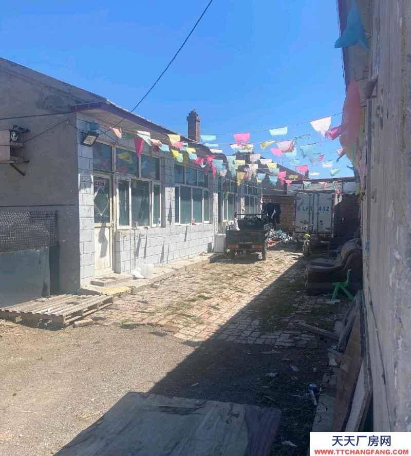 張家口 宣化  (出租) 交通便利，有住人房，有倉庫