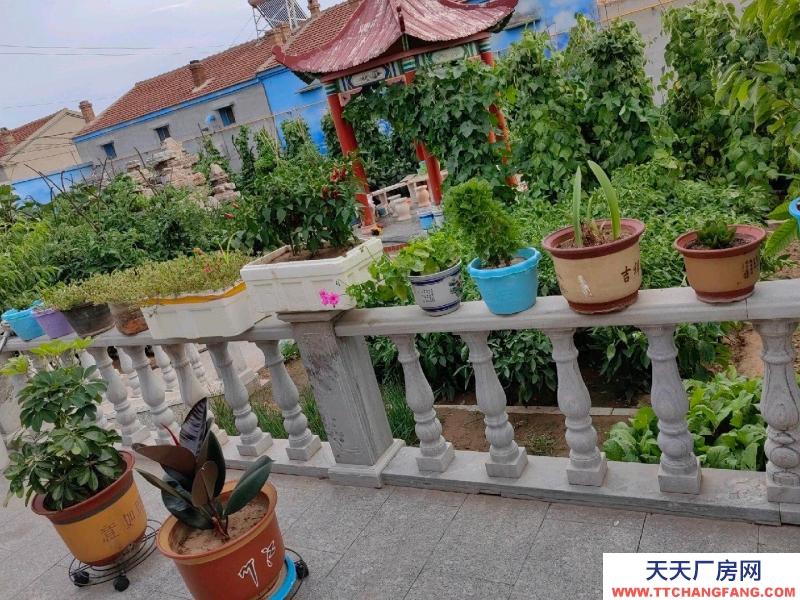 張家口 宣化  (出租) 汽車站家屬院的車庫，可用于做庫房