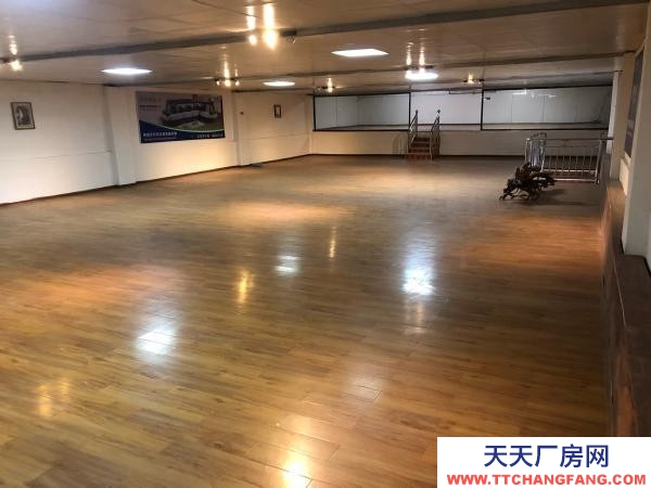 張家界市永定物資倉庫 一樓200平方米，二樓300平方米