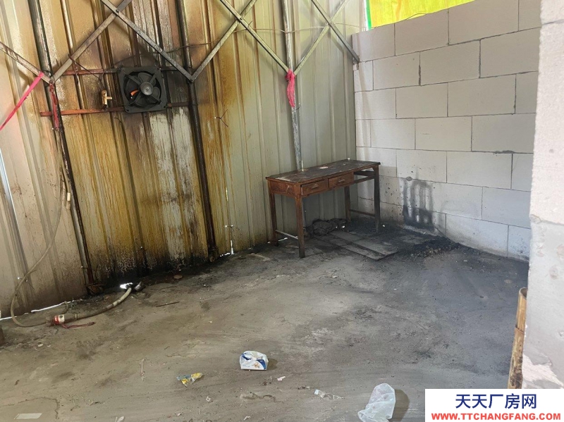 金華市武義(出租) 本倉庫沿路邊，可經(jīng)營小本生意，采光位置極好，生活交通便利。