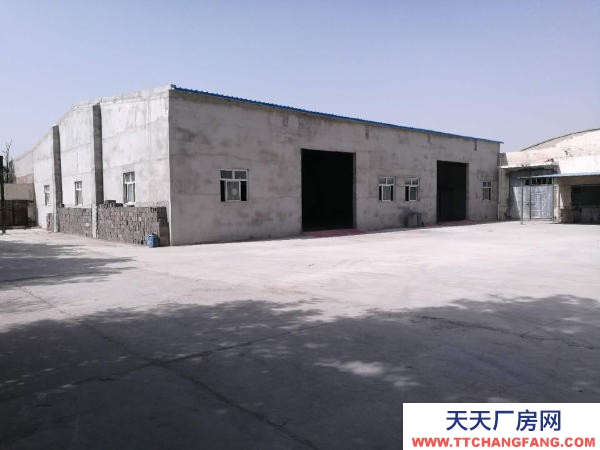 銀川市金鳳茶葉廠房  北京西路旁50米，各式大小稀缺庫房廠房出租（帶三相電門面）