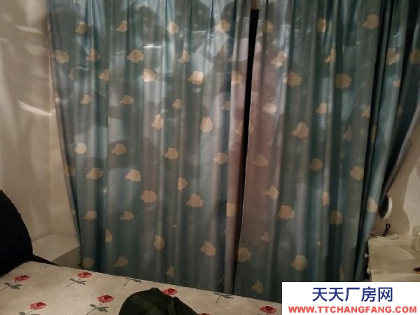 銀川市金鳳機加工廠房 辦公，住家都可以。兩層樓