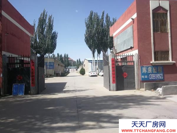 銀川市金鳳物資倉庫 道路平攤，通電，通水，有武警站崗保護安全，24小時有人看管