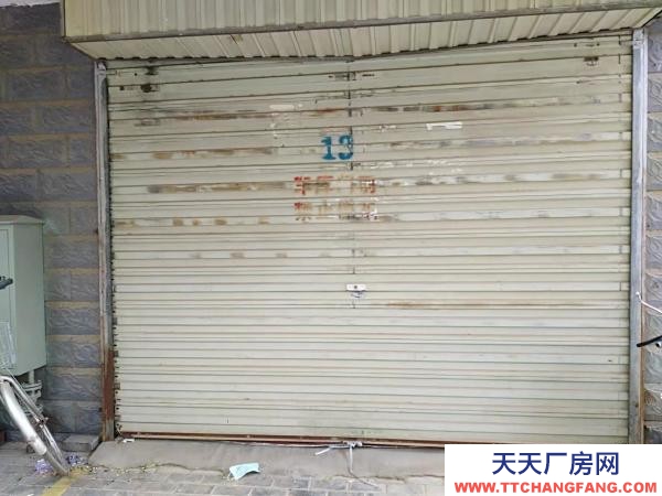 銀川市金鳳物資倉庫 獨立空間，可做倉儲，可停車，門前寬敞進車方便