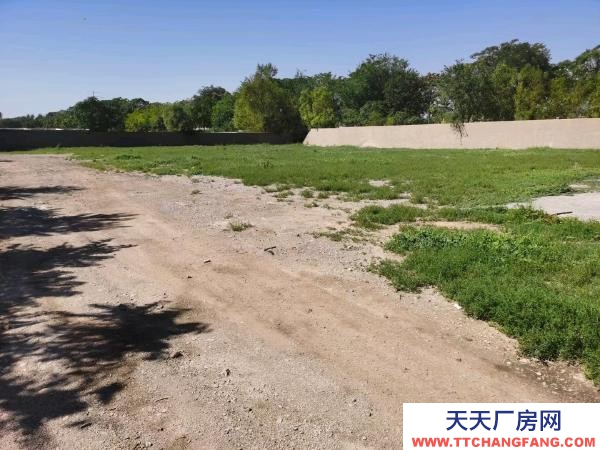 銀川市興慶機加工廠房 場地大，適合放各種大件交通方便