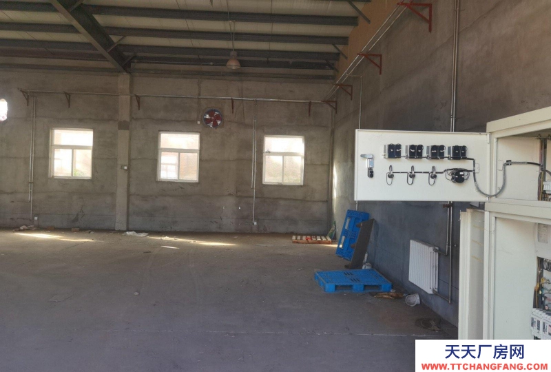 張家口 涿鹿 (出租) 內設蛋制品廠房、庫房,辦公會議、餐廳及客房,三項電及水齊全。