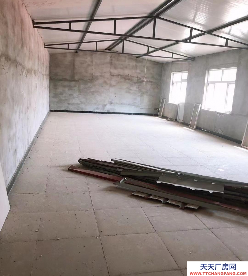 張家口 崇禮(出售) 房產證面積是191平米，土地證是270平米，