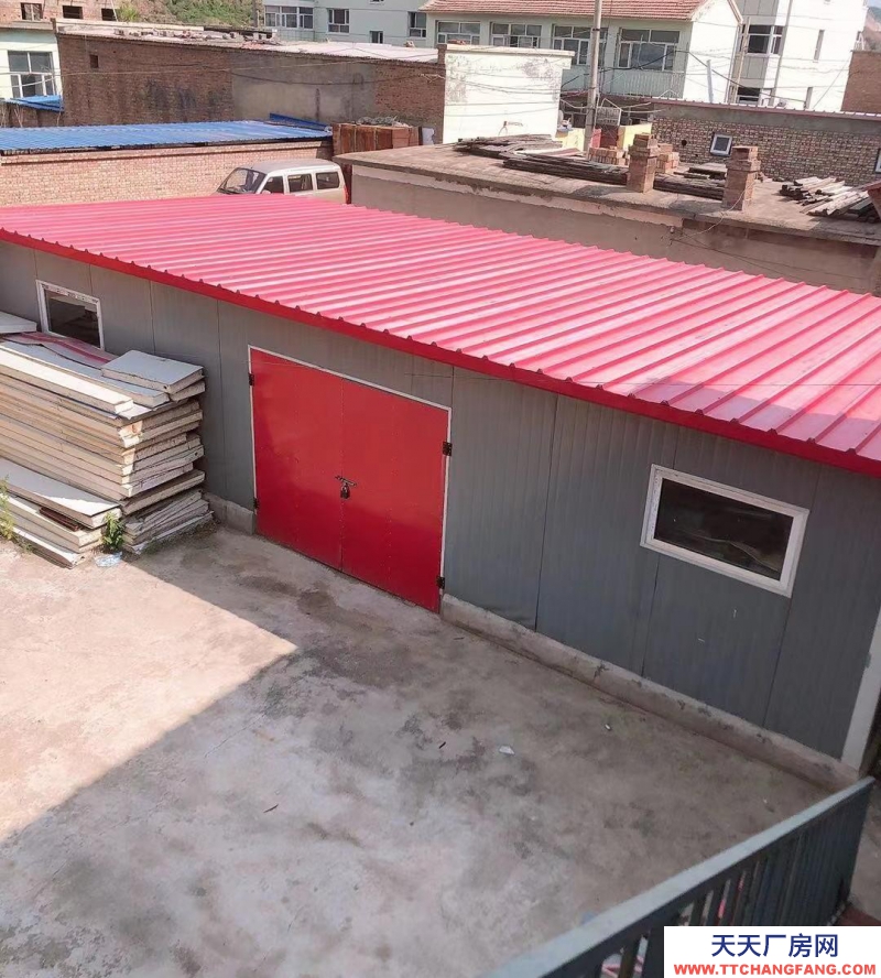 張家口 崇禮(出售) 房產(chǎn)證面積是191平米，土地證是270平米，