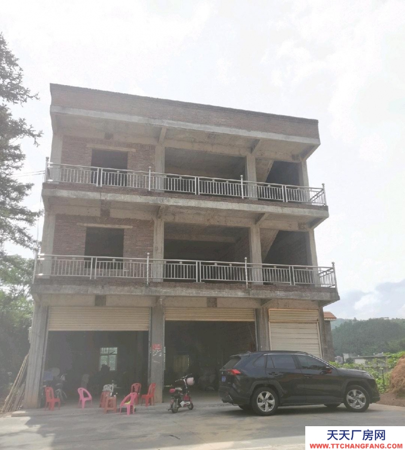 (出租) 河源紫金一層180平，三層，沒(méi)裝修，120省道旁可做物資倉(cāng)庫(kù)