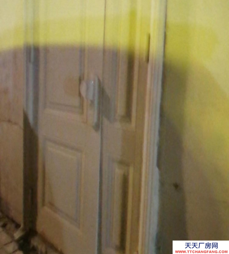 (出租)包頭 就能當庫房使用，不能放怕凍的東西