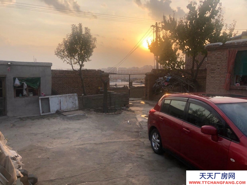 (出租) 包頭糧倉 110國道旁大院，可倉儲