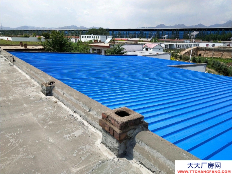 (出租) 包頭土默特右旗磚墻加厚保溫彩鋼頂，小型客貨車出進方便。