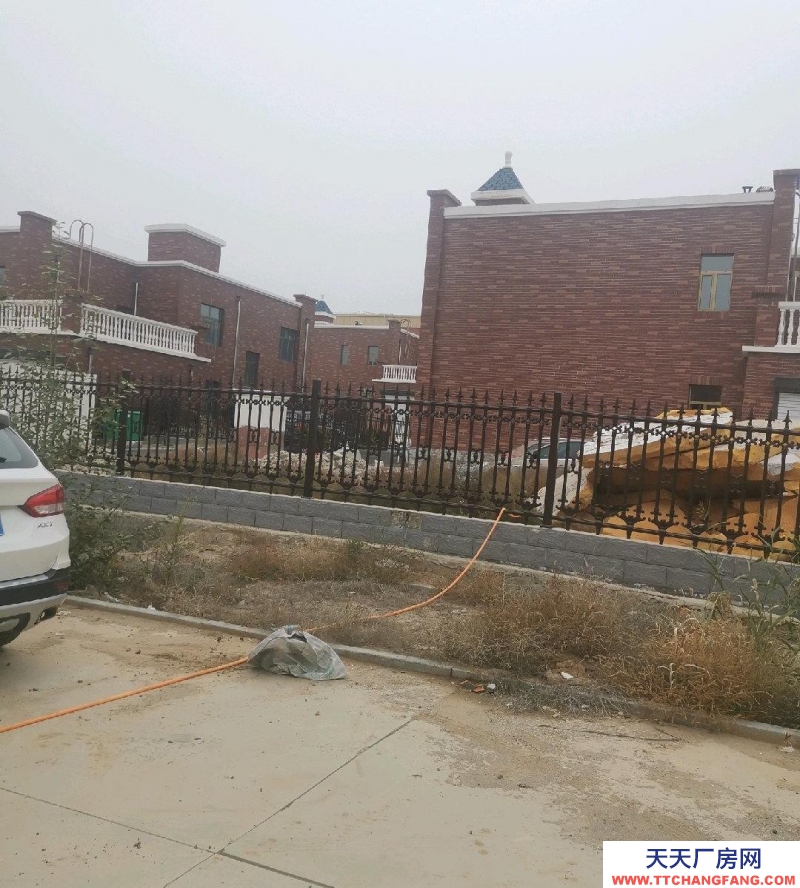 (出租) 赤峰廠房1200平米，別墅600平米