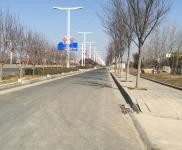 (出租)駐馬店西平 金鳳大道與107交叉口往南100米路東，交通便利，電費低