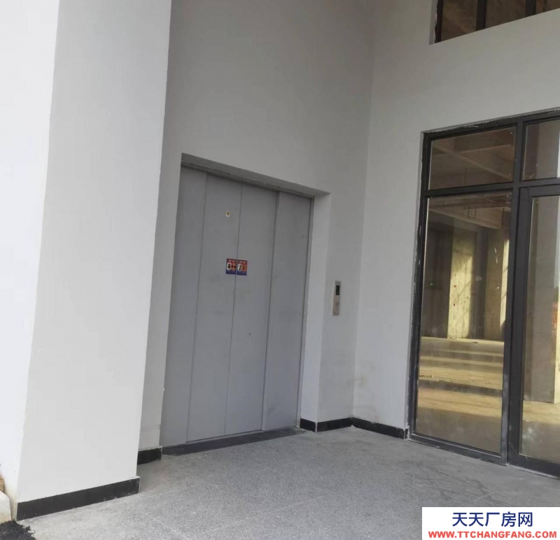 衢州市柯城(出租) 一層高6米，空間大，停車方便  建材加工